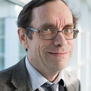 Principal scientist awarded Fellowship of the Institute of Physics 