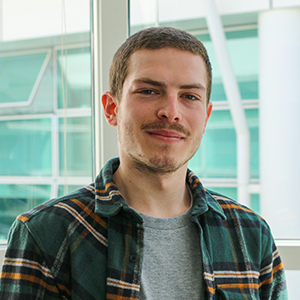 Nassos Spetsieris receives award for his contribution in the field of cryogenics.  